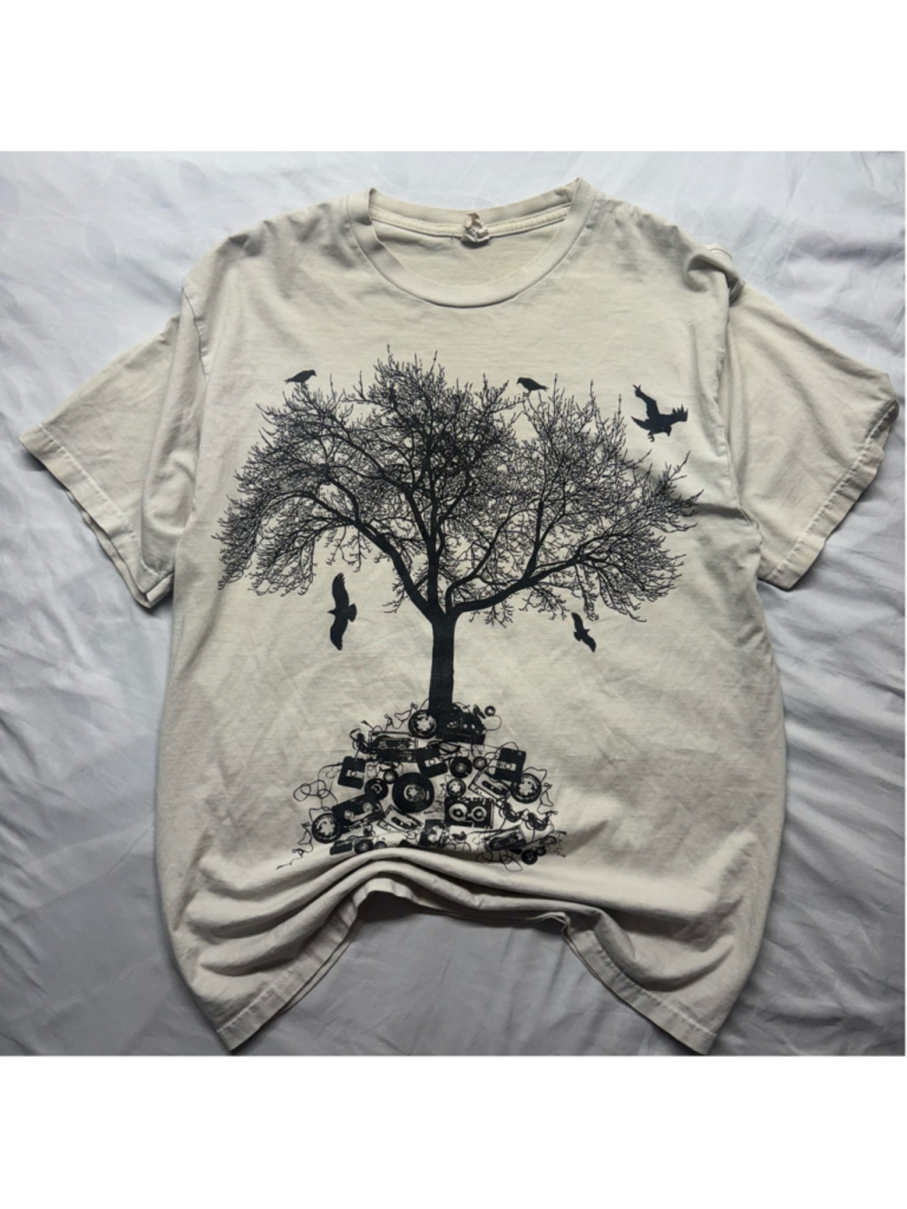 Vintage Aesthetic Cassette Tape Tree Graphic T-Shirt L Cream Indie Goth - Picture 1 of 4